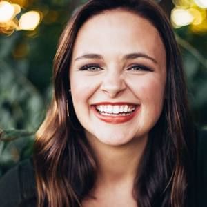 Meet your Posher, Caroline